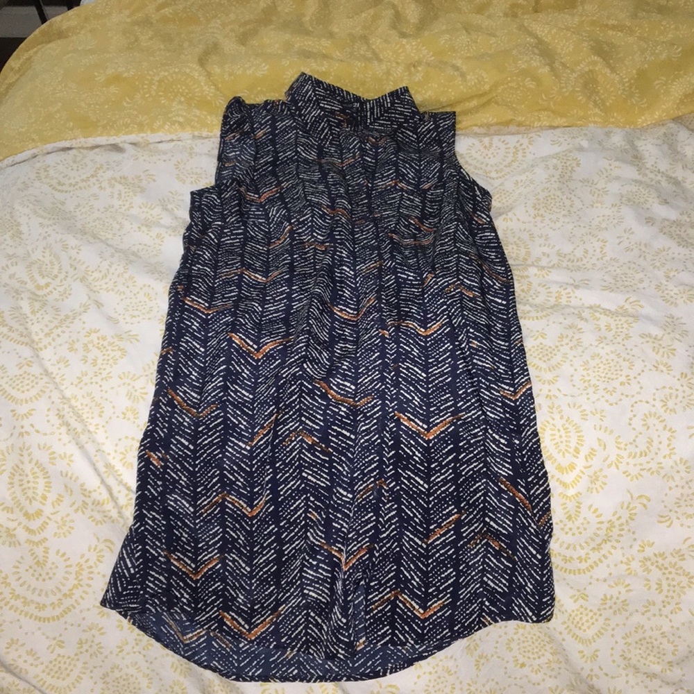 Navy blue w/ pattern dress
